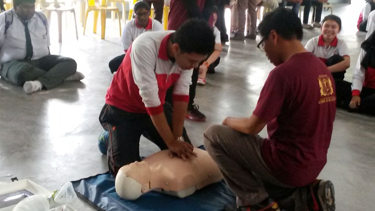 Program Latihan Pertolongan Cemas (CPR)